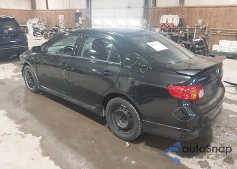 2010 Toyota Corolla S z USA, uszkodzony, nr VIN 2T1BU4EE9AC408528